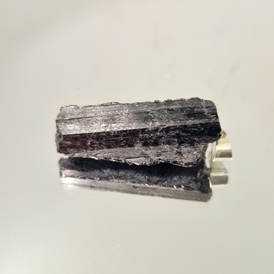 Black Tourmaline-Μενταγιόν Μαύρη Τουρμαλίνη_NM4 Lavriostone