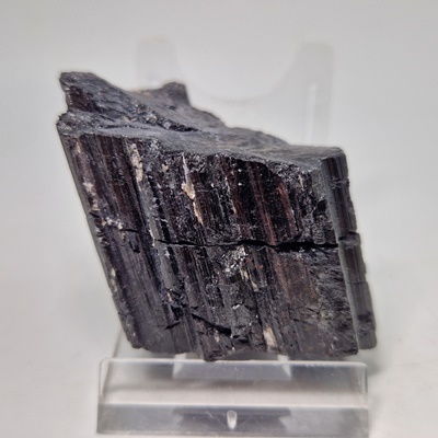 Tourmaline-Μαύρη Τουρμαλίνη_min2630 Lavriostone