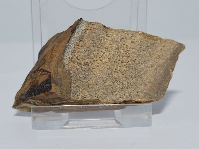 mati-tou-tigri-min2914-lavriostone