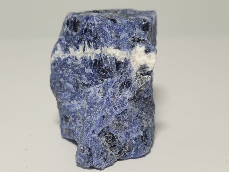 sodalithos-min2882-lavriostone